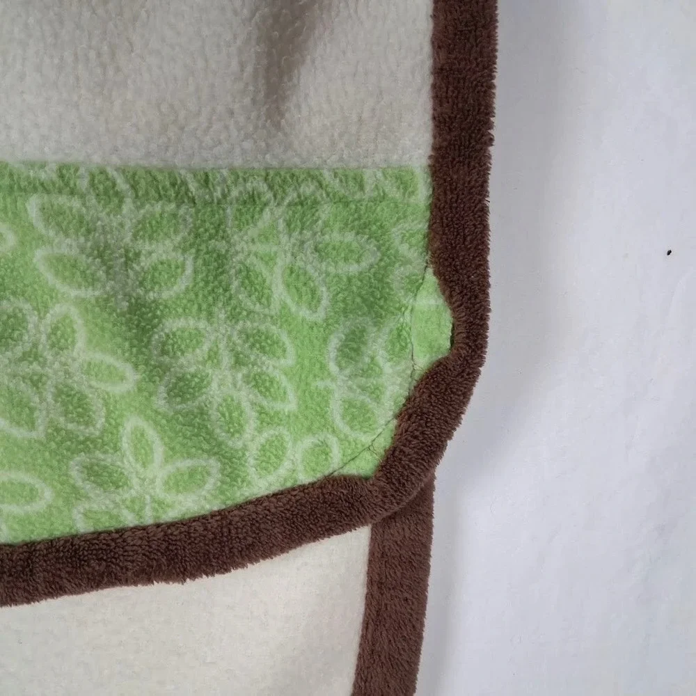Winnie The Pooh Bear Apple Tree Honey Fleece Baby Blanket Beige Green Brown Trim